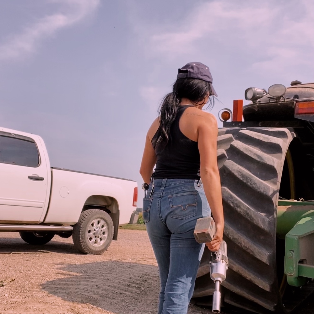 Meet your Posher, Jasmine